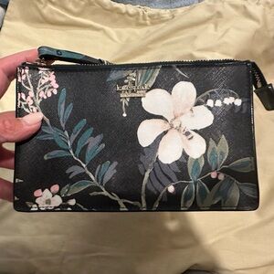 Kate Spade Black Floral Wristlet